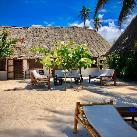 Bed and Breakfast Simba Beach Zanzibar Kiwengwa  Exterior foto