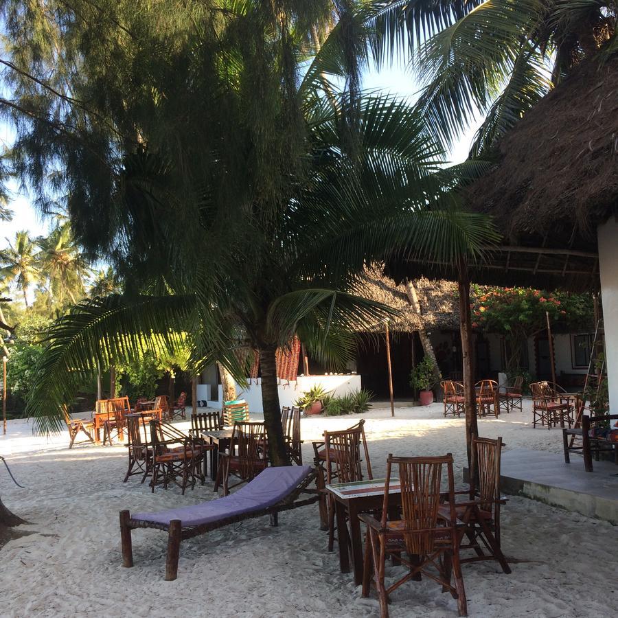 Bed and Breakfast Simba Beach Zanzibar Kiwengwa  Exterior foto